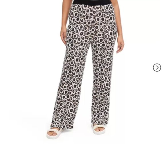 Long Sleeve Sweater Wrap Top and High-Waisted Pant Set - DVF for Target - Picture 3 of 4